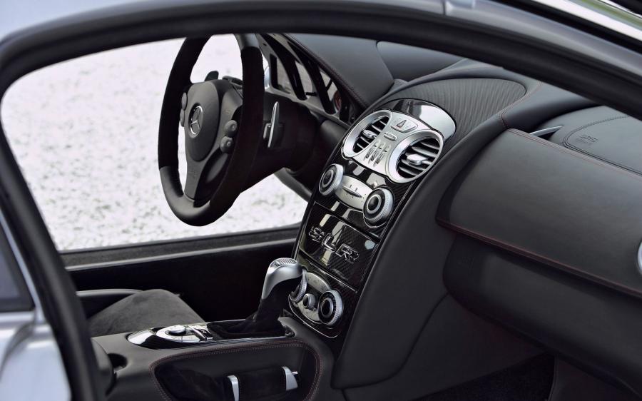  Mercedes-Benz SLR McLaren 722 Edition 2006 года  (фото 136 из 294)